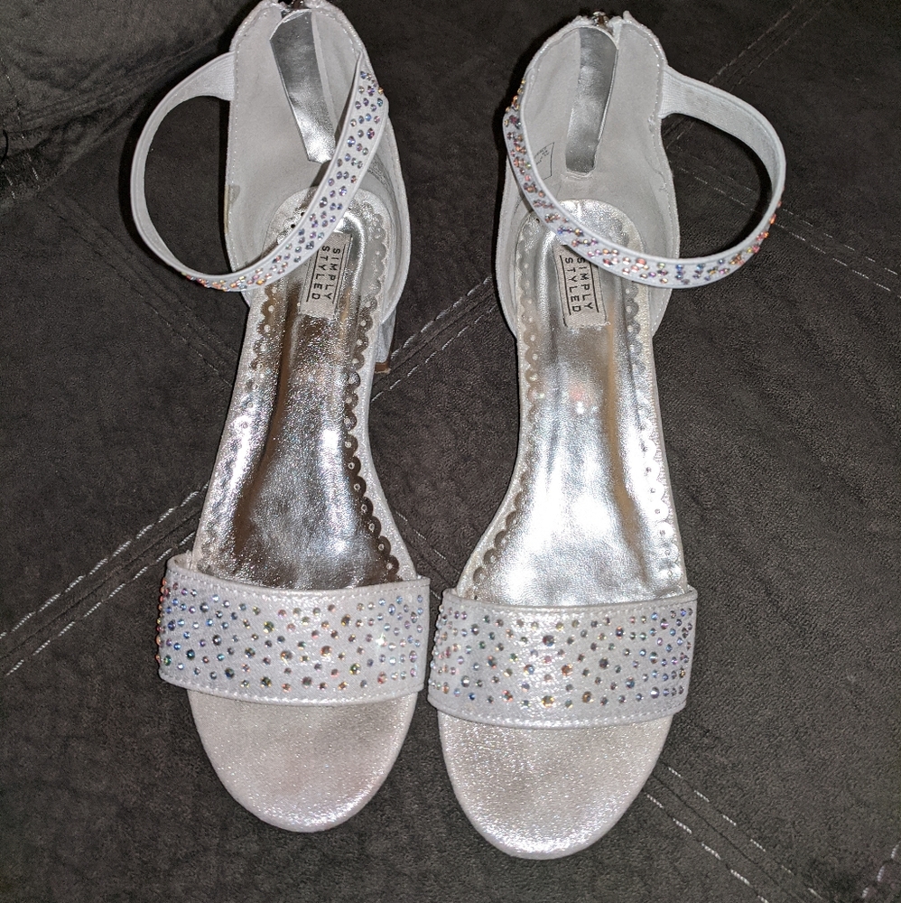 Girls Sz 3 Heels